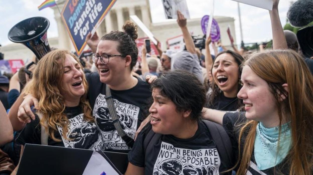 Carlos Flores Juberías: Dobbs vs. Jackson: un triunfo para la democracia, para la división de poderes (y tal vez para la vida)