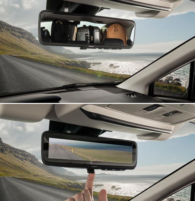 Retrovisor inteligente, con el solo ejercicio de pulsar su espejo activa una cámara situada en la luna trasera del vehículo