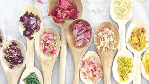 El sibarita placer de comer flores