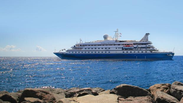 El «Yatching» llega a España a bordo de un crucero de lujo