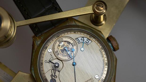 La moda de los relojes de bronce