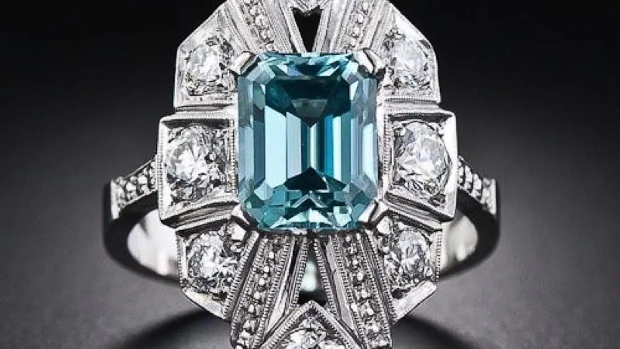 Anillo Art Decò con zircón azul y diamantes