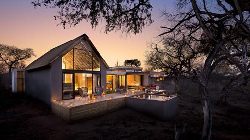 Exterior de una de las cabañas de Ivory Lodge