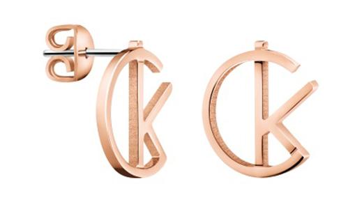 Pendientes con oro rosa (precio: 65 €)