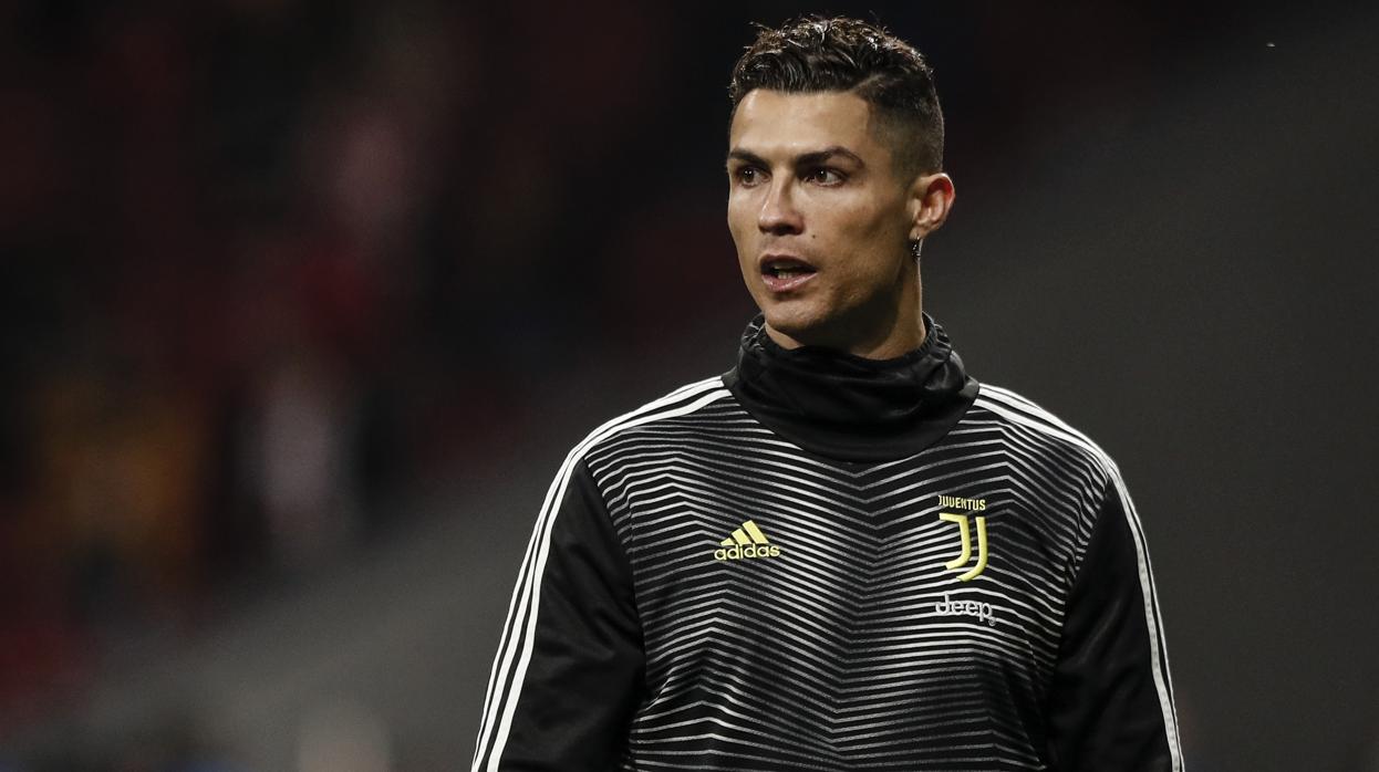 El futbolista amplía sus negocios con una clínica de transplantes capilares