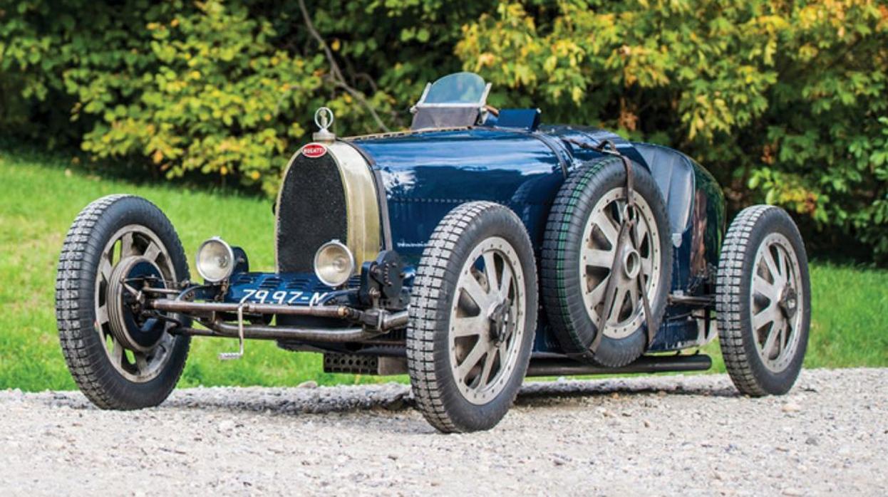 Se inspira en el icónico Bugatti Type 35