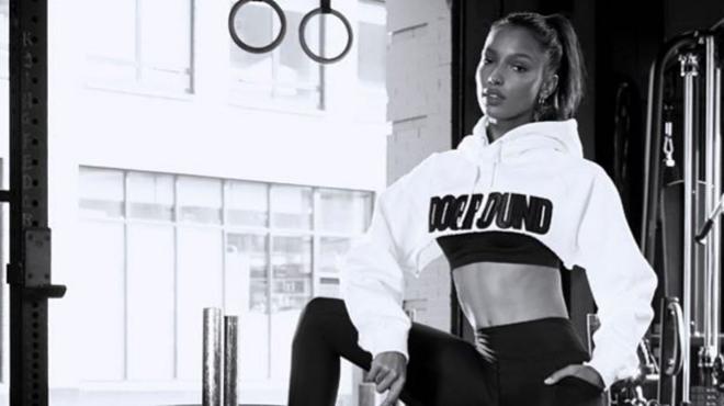 La modelo de Victoria's Secret, Jasmine Toocks, durante su entrenamiento en The Dogpound