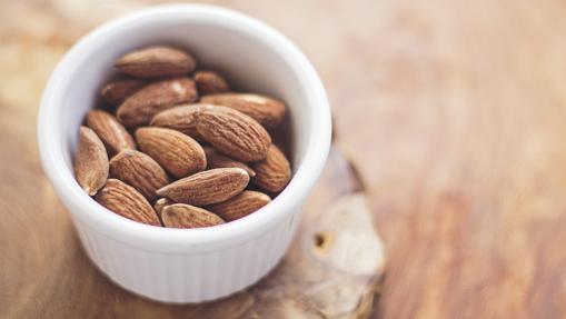 La almendra es rica en proteínas vegetales y ácido fólico, entre otros nutrientes