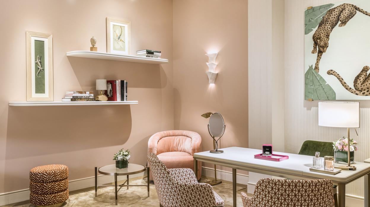 Uno de los espacios de la nueva boutique de Cartier en Madrid