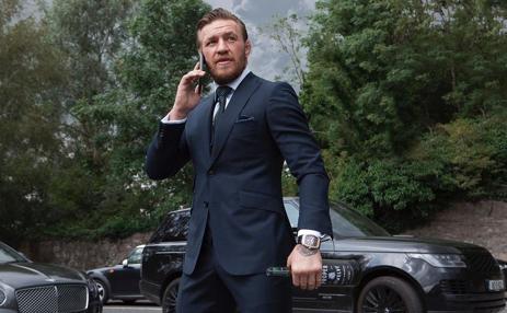 Los trajes serán menos ceñidos