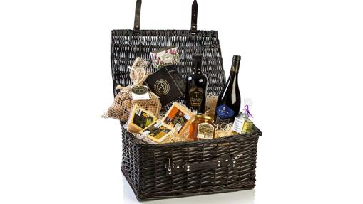 Cesta para un picnic en casa