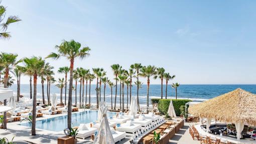 Piscina del Nikki Beach Club de Marbella