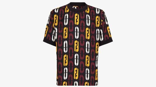 Camiseta de seda estampada, de Fendi (690 euros)