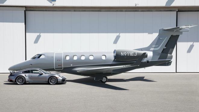 El exclusivo pack The Duet formado por un Porsche y un jet privado