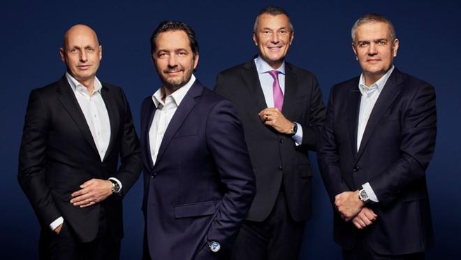 De izquierda a derecha, Stéphane Bianchi, Director General de la División de Relojería y Joyería de LVMH, Julien Tornare, CEO de Zenith, Jean-Christophe Babin, CEO de Bvlgari y Ricardo Guadalupe, CEO de Hublot