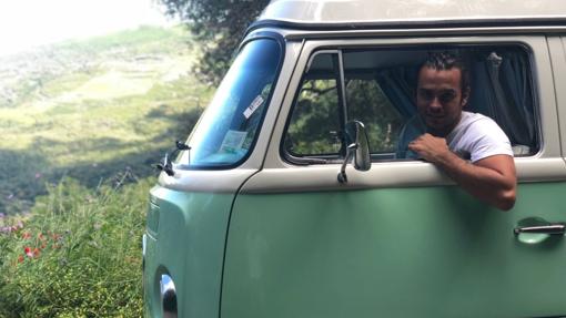 Precio: desde 200€ a 800€ en función del tipo de vehículo y la duración.