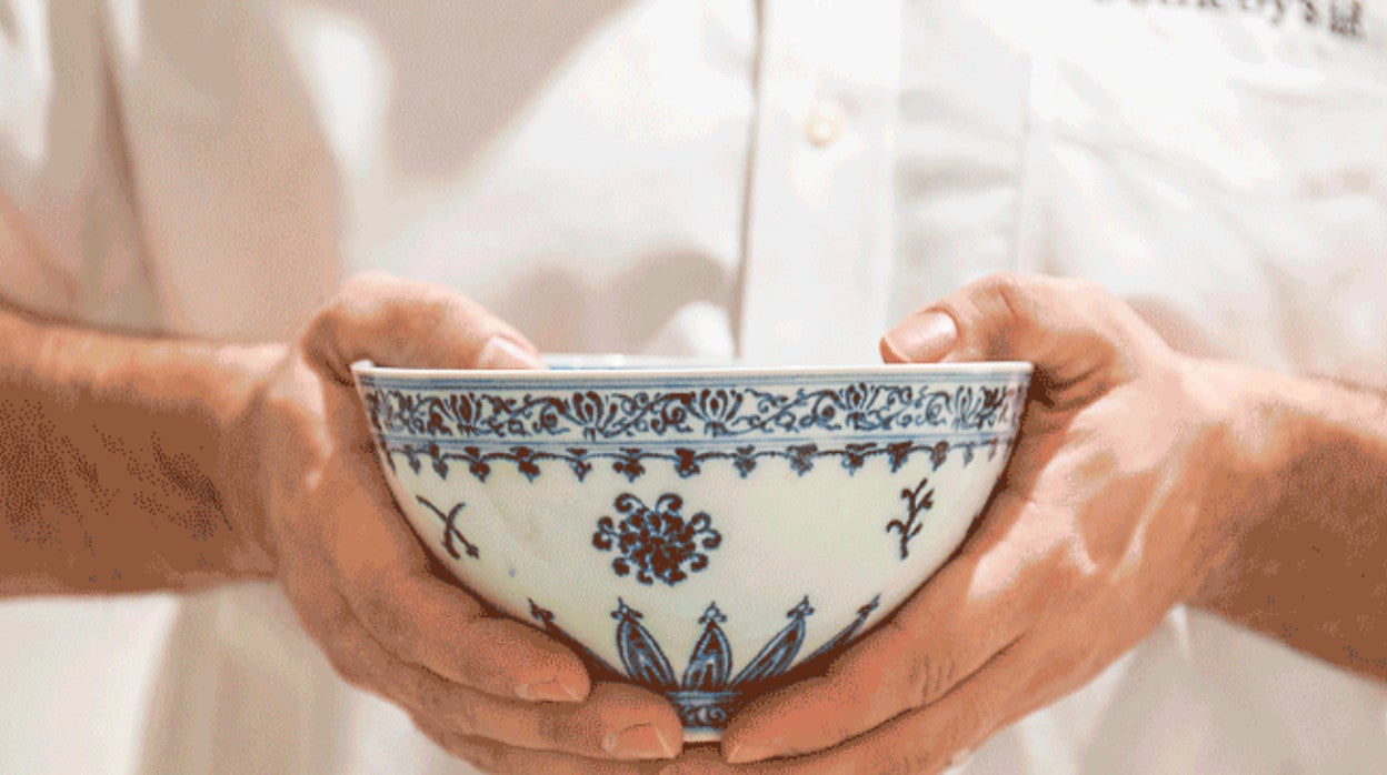 Así es el tazón chino del siglo XV que un coleccionista encontró en un mercadillo de garaje