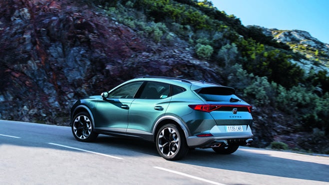 Cuando se agota la carga de la batería, el Cupra Formentor e-Hybrid funciona como un híbrido tradicional