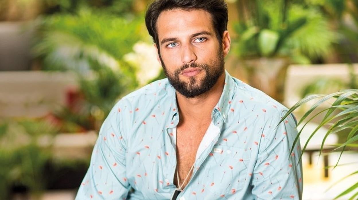 La transformación física de Jesús Castro para presumir de abdominales de acero