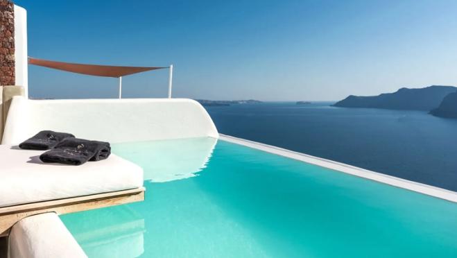 No falta la piscina infinita