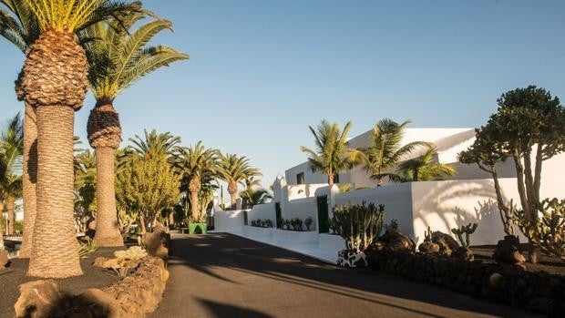 Así es la Mareta, el palacio de lujo en Lanzarote donde Pedro Sánchez pasará las vacaciones.