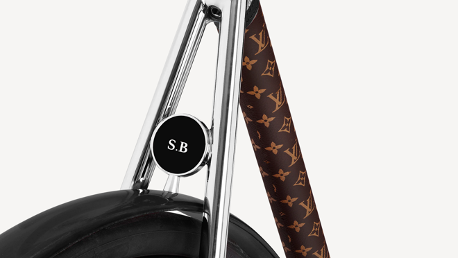 Lo mejor de esta bicicleta es que viene con un sistema anti robo con un rastreador