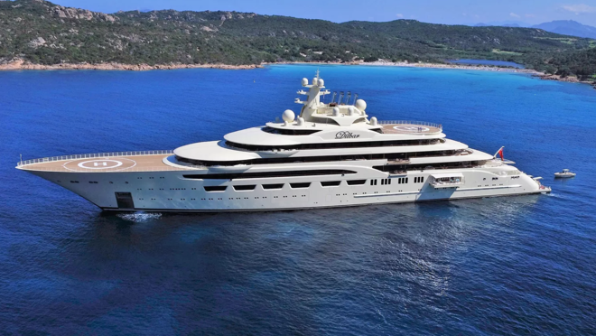 Imagen del megayate Dilbat de 156 metros de eslora