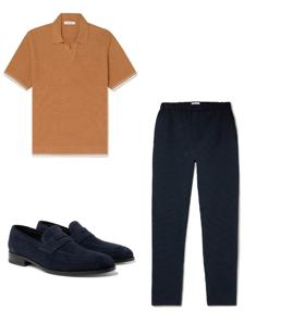 Polo de Mr P (310 euros), pantalón de Boglioli (310 euros) y mocasines de Manolo Blahnik (715 euros).