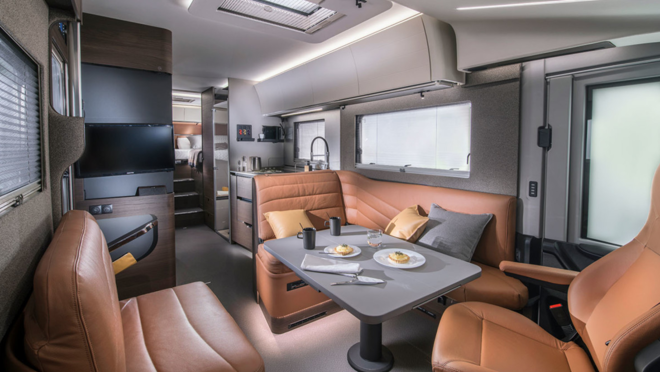 Imagen del salón-comedor de la autocaravana Supersonic