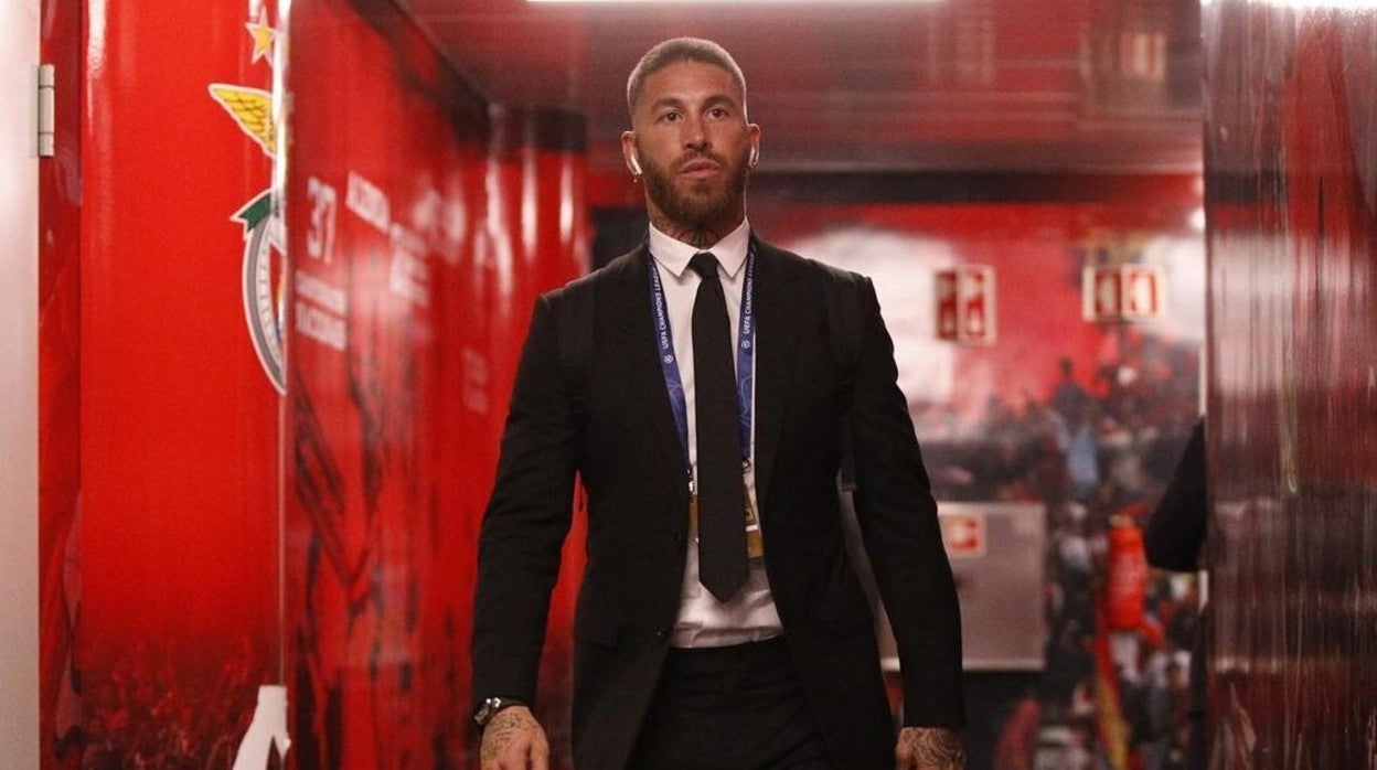 El duro entrenamiento de fuerza que ha compartido Sergio Ramos para mantener los músculos del tren superior.