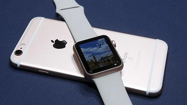 El Apple Watch lleva pantalla AMOLED