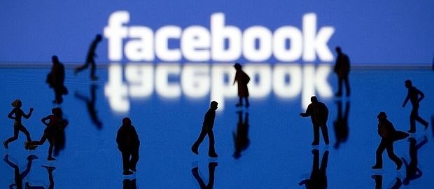 Facebook tiene más de 1.590 millones de usuarios