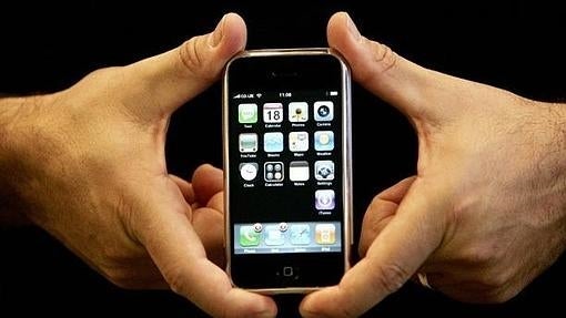 Detalle del primer iPhone