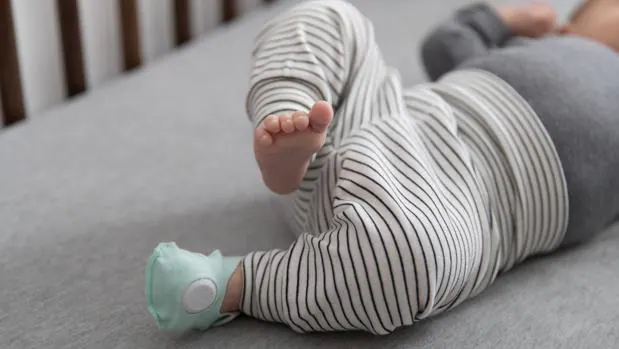Un calcetín inteligente para controlar el ritmo cardíaco del recién nacido, los niveles de oxígeno o la temperatura