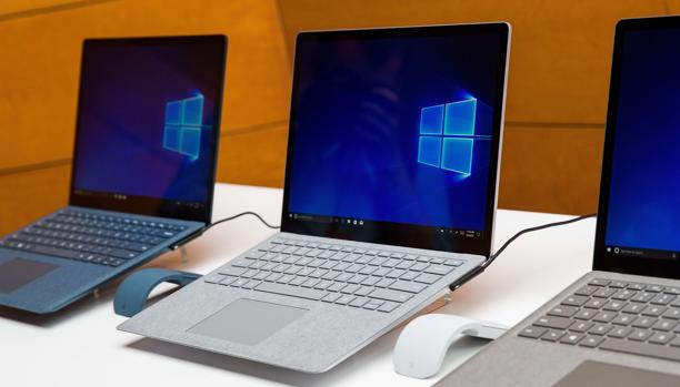 Microsoft ataca a Google y Apple en la educación: llega el Surface Laptop y Windows 10 S