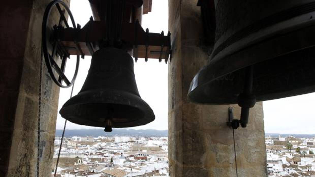Las torres de las iglesias de Inglaterra servirán de soporte a antenas parabólicas