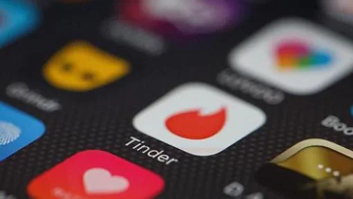 Trucos para sacar el máximo partido a Tinder (y otras «apps» para ligar)