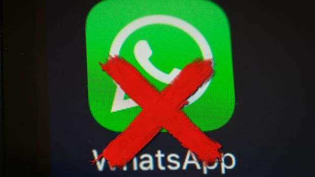 Ponen en circulación una versión falsa de WhatsApp que roba los datos del móvil