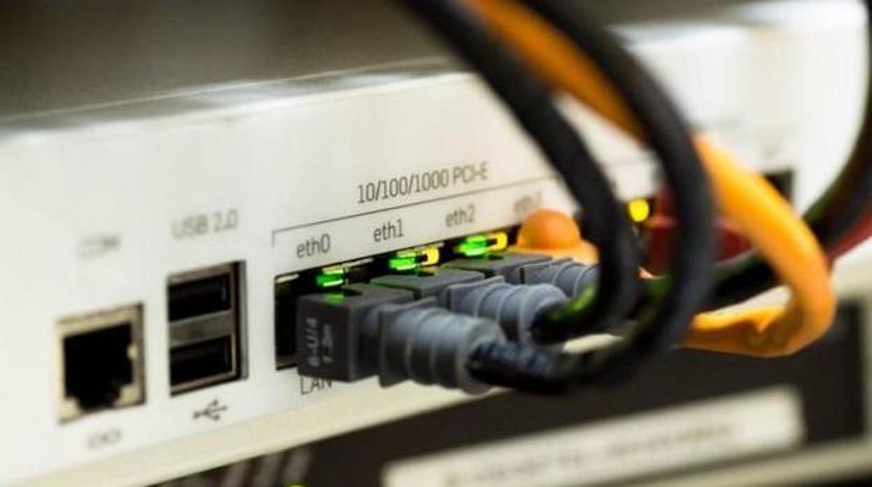 Si nunca has cambiado la contraseña de tu router, hazlo ahora: tu ciberseguridad está en peligro