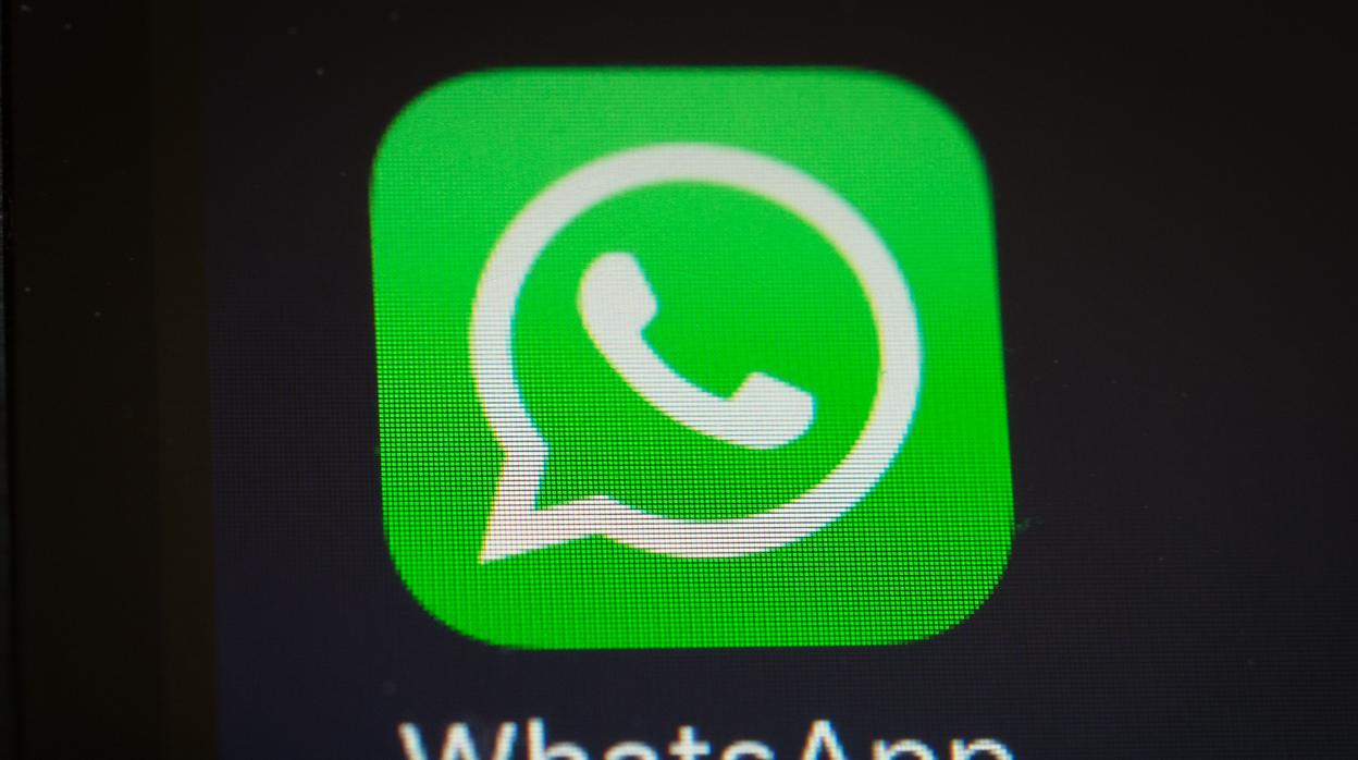 WhatsApp prepara una función muy demandada por sus usuarios: el modo oscuro