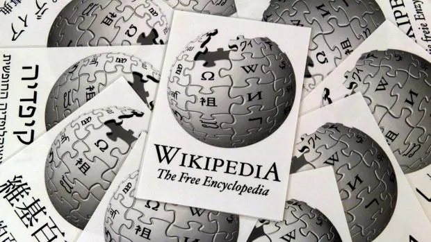 Wikipedia se hace mayor de edad ante el desafío de un internet legal convulso