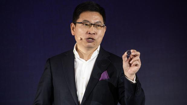 Huawei también se suma al «smartphone» plegable: lo presentará en el MWC de Barcelona y será 5G