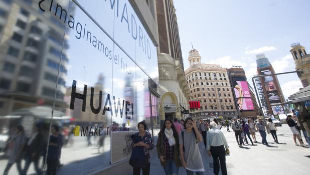 Huawei abrirá el 5 de julio en Madrid su tienda más grande del mundo