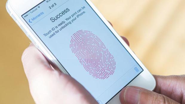 Los iPhone llevan años siendo «hackeados» por páginas webs, según un estudio de Google