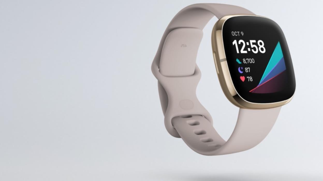 Fitbit introduce en sus relojes un medidor de temperatura de la piel y un electrocardiograma