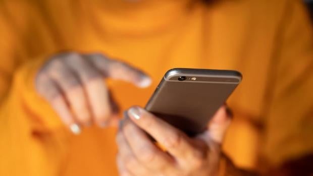 Las señales a las que tienes que prestar atención para saber si alguien te ha 'hackeado' el 'smartphone'