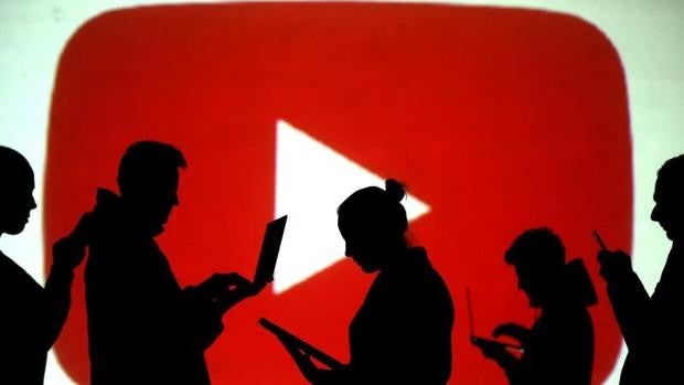 YouTube prohíbe los vídeos en los que se desinforme sobre cualquier tipo de vacuna