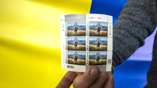Entre ventas de NFT y sellos: así obtiene Ucrania ingresos a costa de las grandes derrotas de Rusia