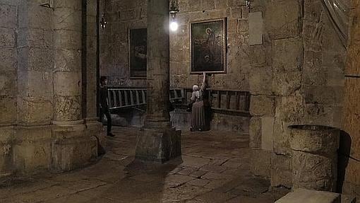 Interior de la basílica del Santo Sepulcro