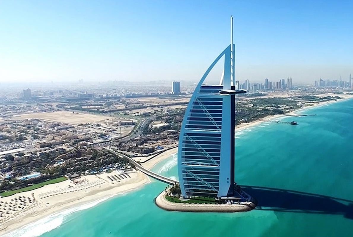 Hotel Burj Al Arab, visto desde el aire